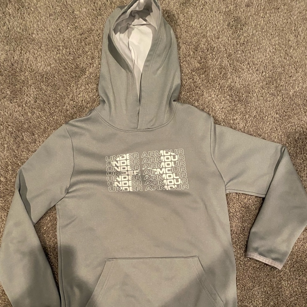 Under Armour Boys-M